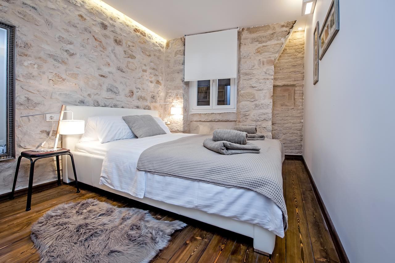 Luna Rooms And Studios Ровинь Экстерьер фото